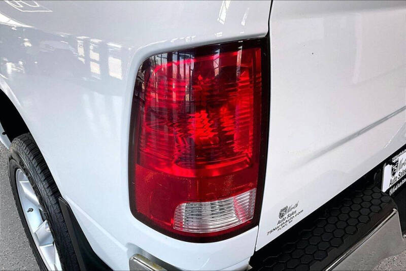 2017 RAM 1500 SLT