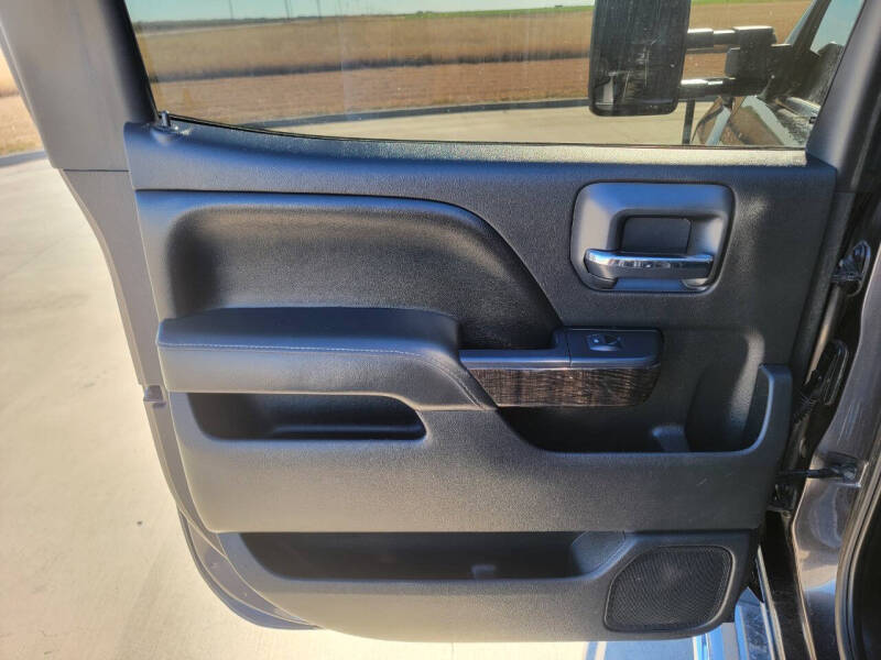 2016 GMC Sierra 3500HD Denali