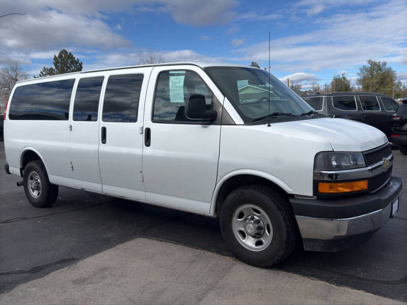 2018 Chevrolet Express LT 3500