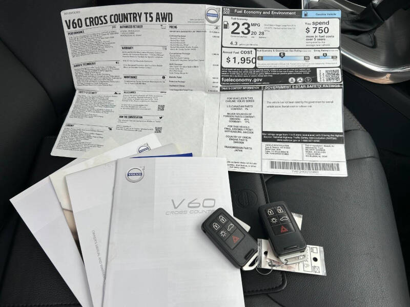 2016 Volvo V60 Cross Country T5