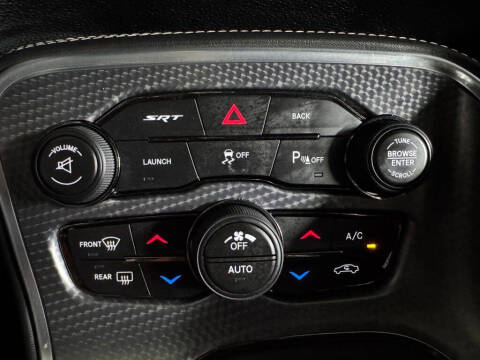 2015 Dodge Challenger SRT Hellcat