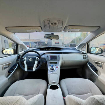 2015 Toyota Prius Three
