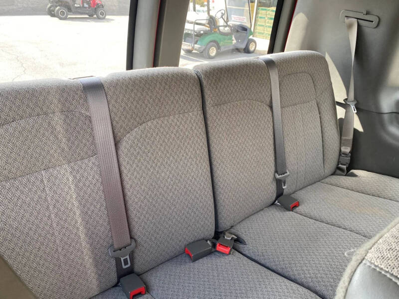 2017 Chevrolet Express LT 3500
