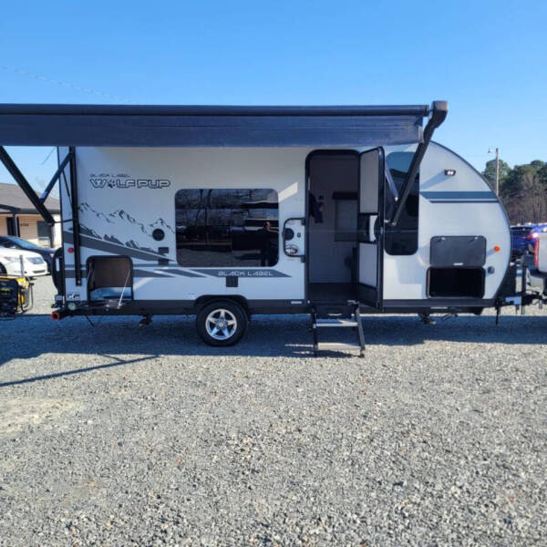 2020 CHEROKEE WOLF PUP 16FQBL for sale at CGM Auto Brokers in Monroe NC