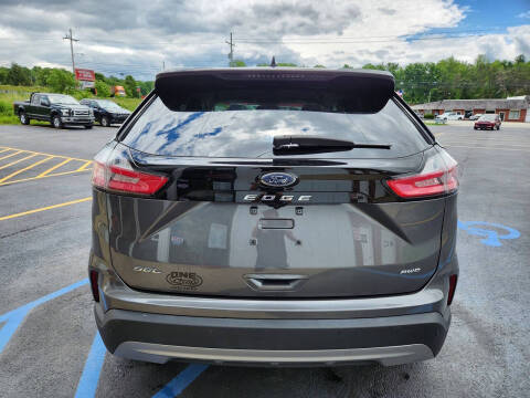 2022 Ford Edge SEL