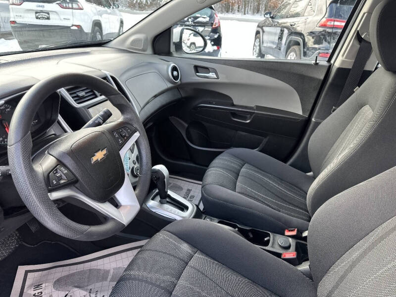 2018 Chevrolet Sonic LT Auto