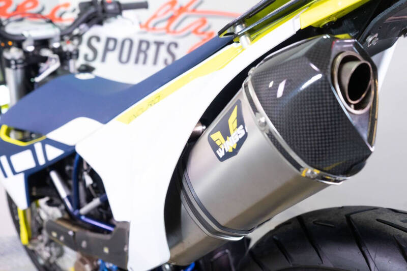 2023 Husqvarna 701 Enduro