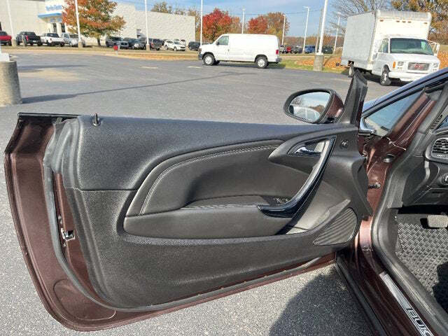 2016 Buick Cascada 19