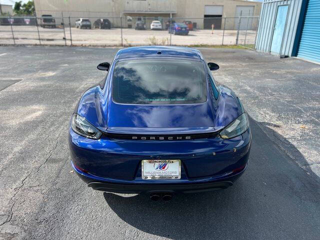 2024 Porsche 718 Cayman Style Edition