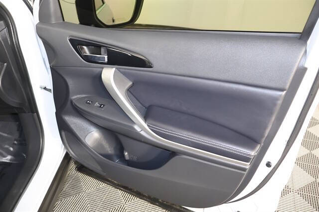 2022 Mitsubishi Eclipse Cross SEL