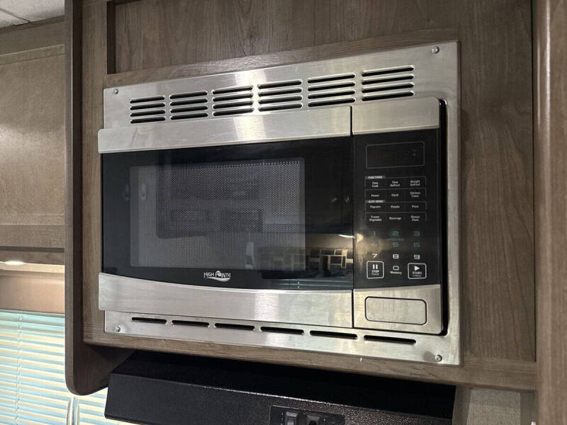 2018 Coleman Lantern