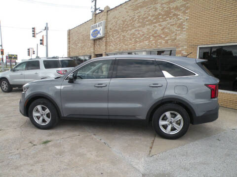 2022 Kia Sorento for sale at Kingdom Auto Centers in Litchfield IL