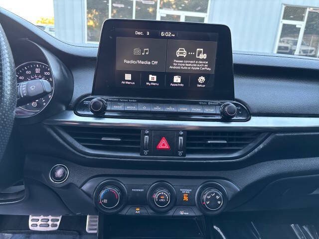 2021 Kia Forte GT Line