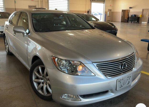 2007 Lexus LS Base's photo