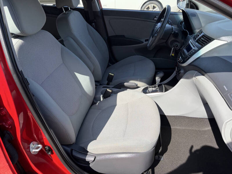 2014 Hyundai Accent GS
