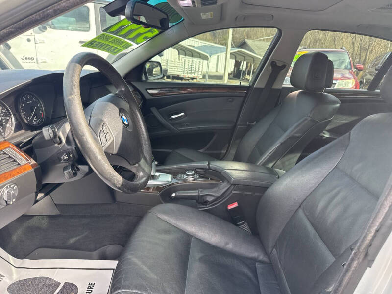 2009 BMW 5 Series 528i xDrive