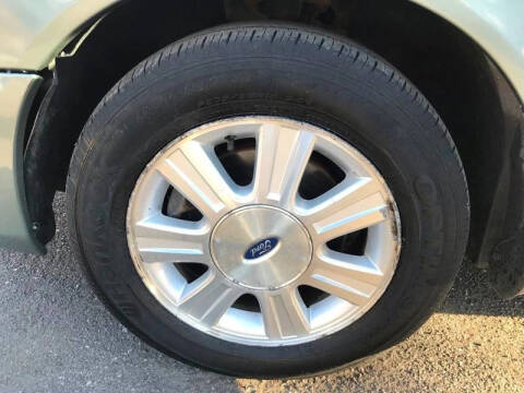 2005 Ford Taurus SEL