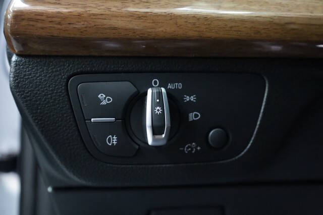 2022 Audi Q5 e quattro S line Prem Pl 55 TFSI