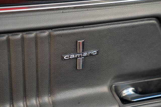 1967 Chevrolet Camaro 19