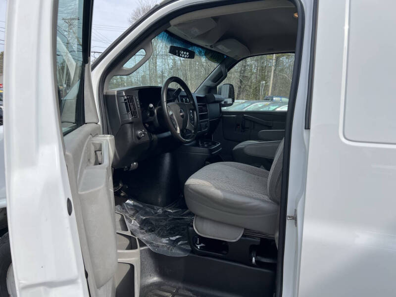 2016 GMC Savana 2500