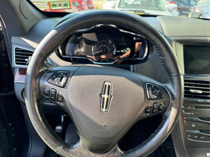 2016 Lincoln MKT Town Car Livery Fleet