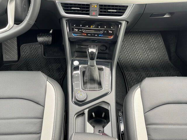 2026 Volkswagen Taos SEL 4Motion