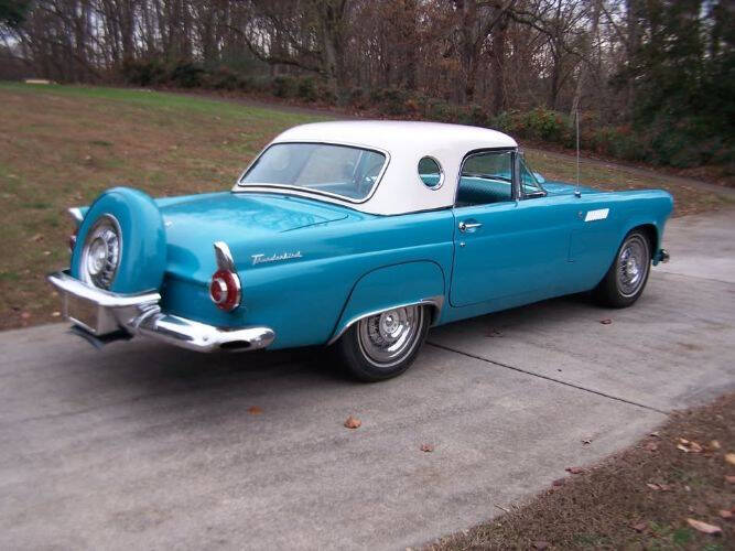 1956 Ford Thunderbird