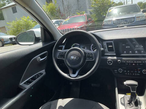 2017 Kia Niro LX