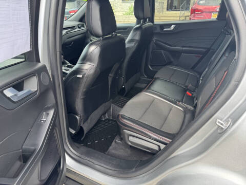 2023 Ford Escape ST-Line Select