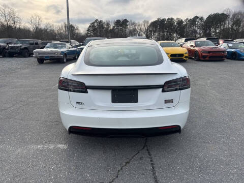 2022 Tesla Model S Plaid