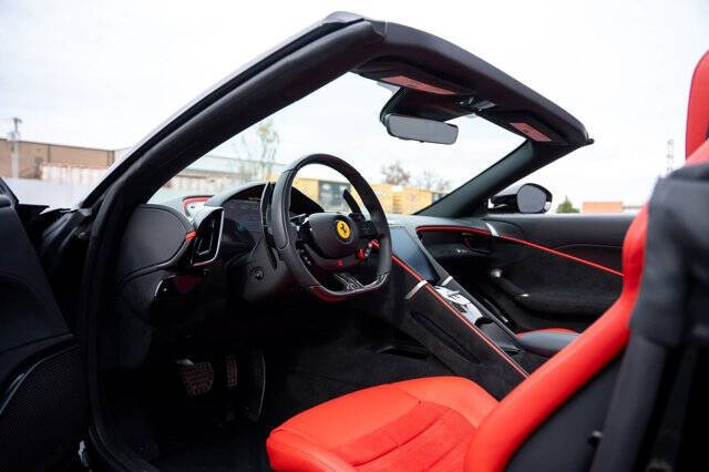 2025 Ferrari Roma Spider