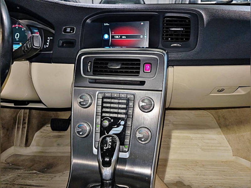 2015 Volvo S60 T5 Drive-E Premier