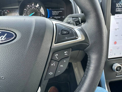 2024 Ford Edge Titanium