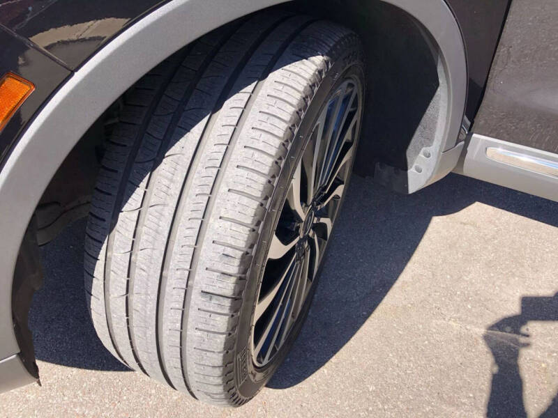 2019 Lincoln Nautilus Black Label