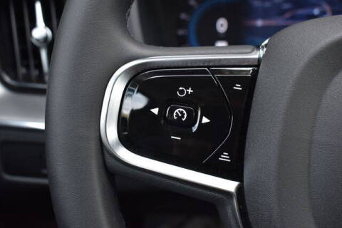 2025 Volvo XC60 T8 Plus Dark Theme