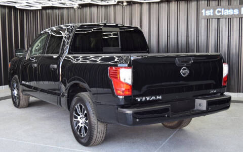 2022 Nissan Titan
