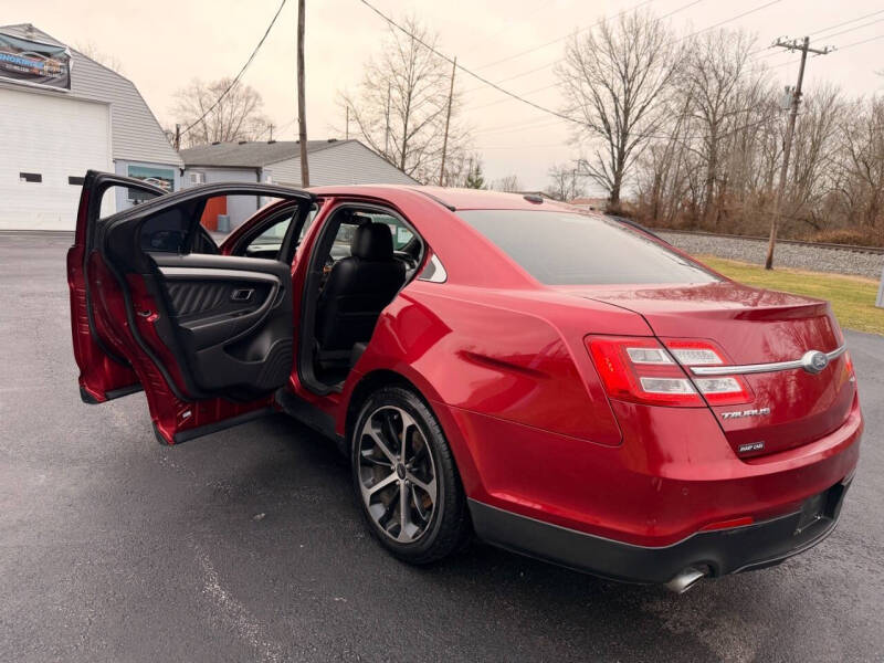 2016 Ford Taurus SEL