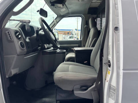 2010 Ford E350 Bucket Van