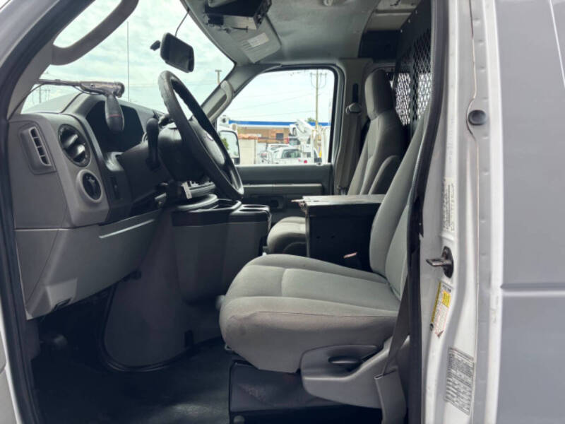 2010 Ford E350 Bucket Van