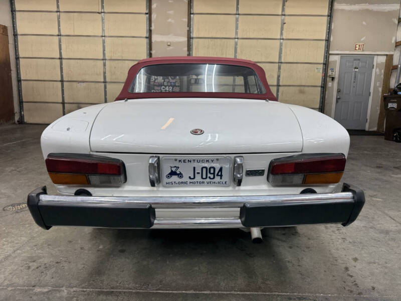 1980 FIAT 124 Spider