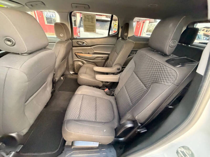 2018 GMC Acadia SLE-2