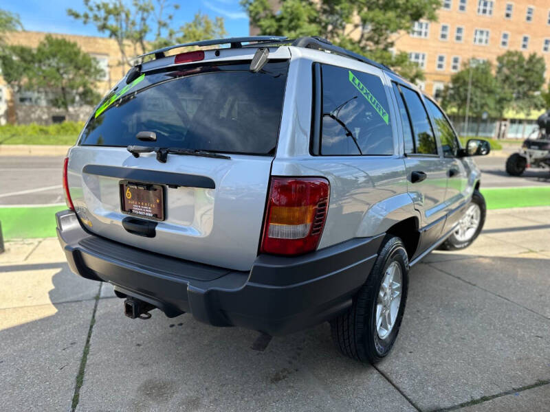 2004 Jeep Grand Cherokee Laredo photo 6