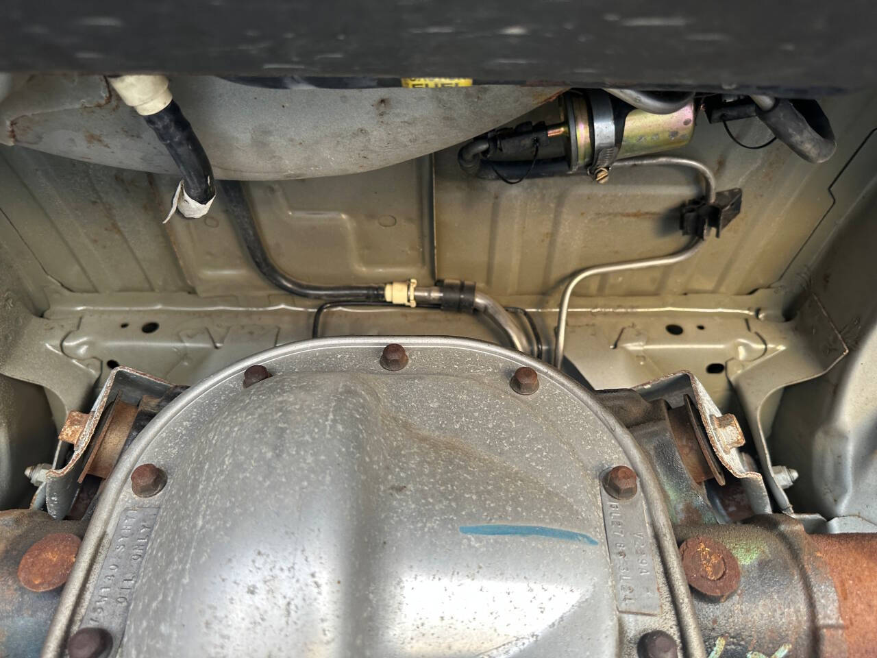 2004 Ford Mustang 32