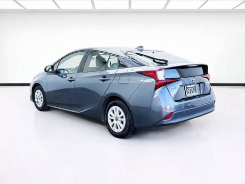 2022 Toyota Prius LE