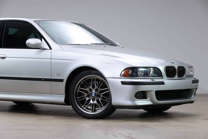 2003 BMW M5