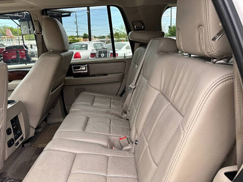 2012 Lincoln Navigator