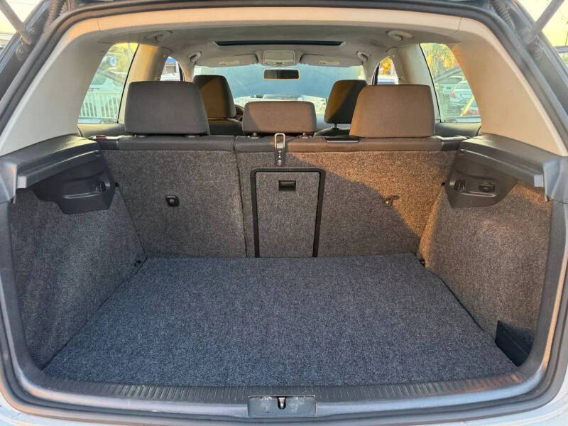 2011 Volkswagen Golf TDI