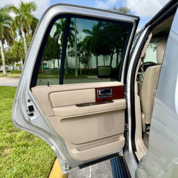 2011 Lincoln Navigator