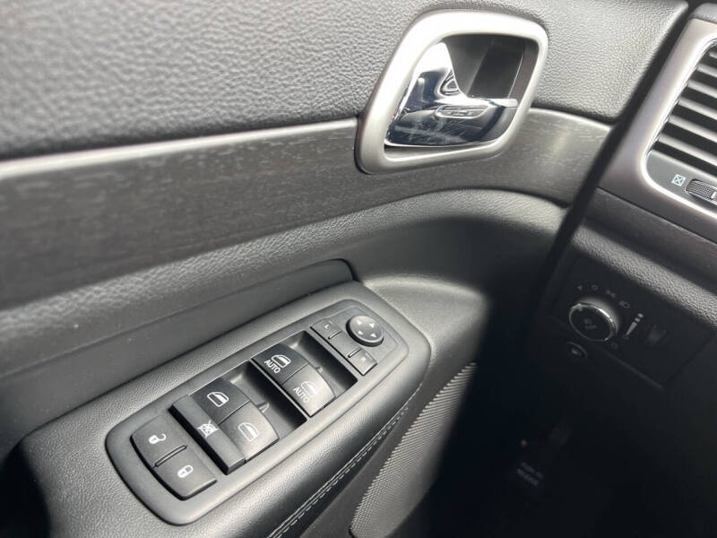 2017 Jeep Grand Cherokee Altitude