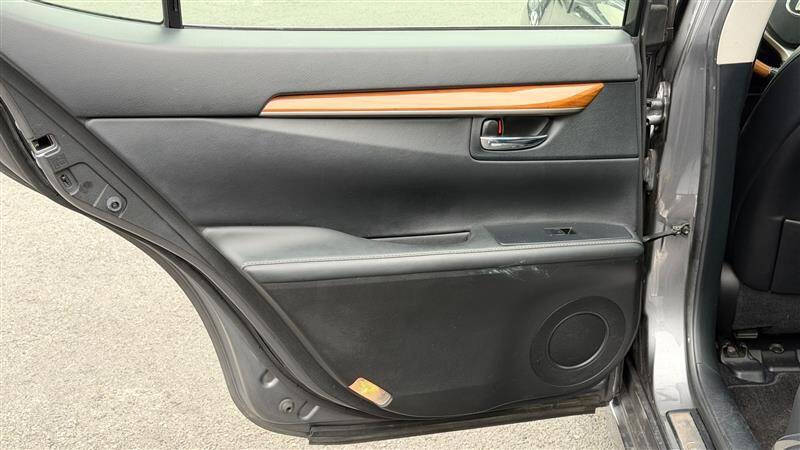 2013 Lexus ES 300h